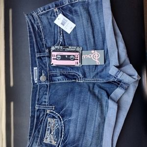 Soundgirl size 15 jean shorts